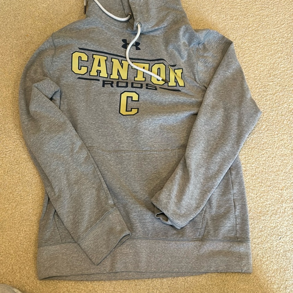 Grey Canton, under armour sweatshirt